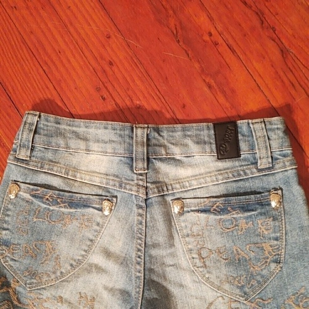 M-Soft Jeans Embroidered Denim Shorts Sz 27 - Picture 11 of 14
